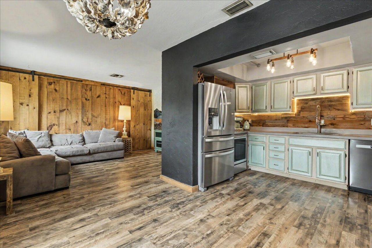 411 SW 1st Street, Boca Raton, FL 33432 Photo