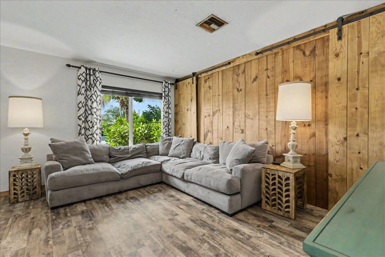 411 SW 1st Street, Boca Raton, FL 33432 Photo