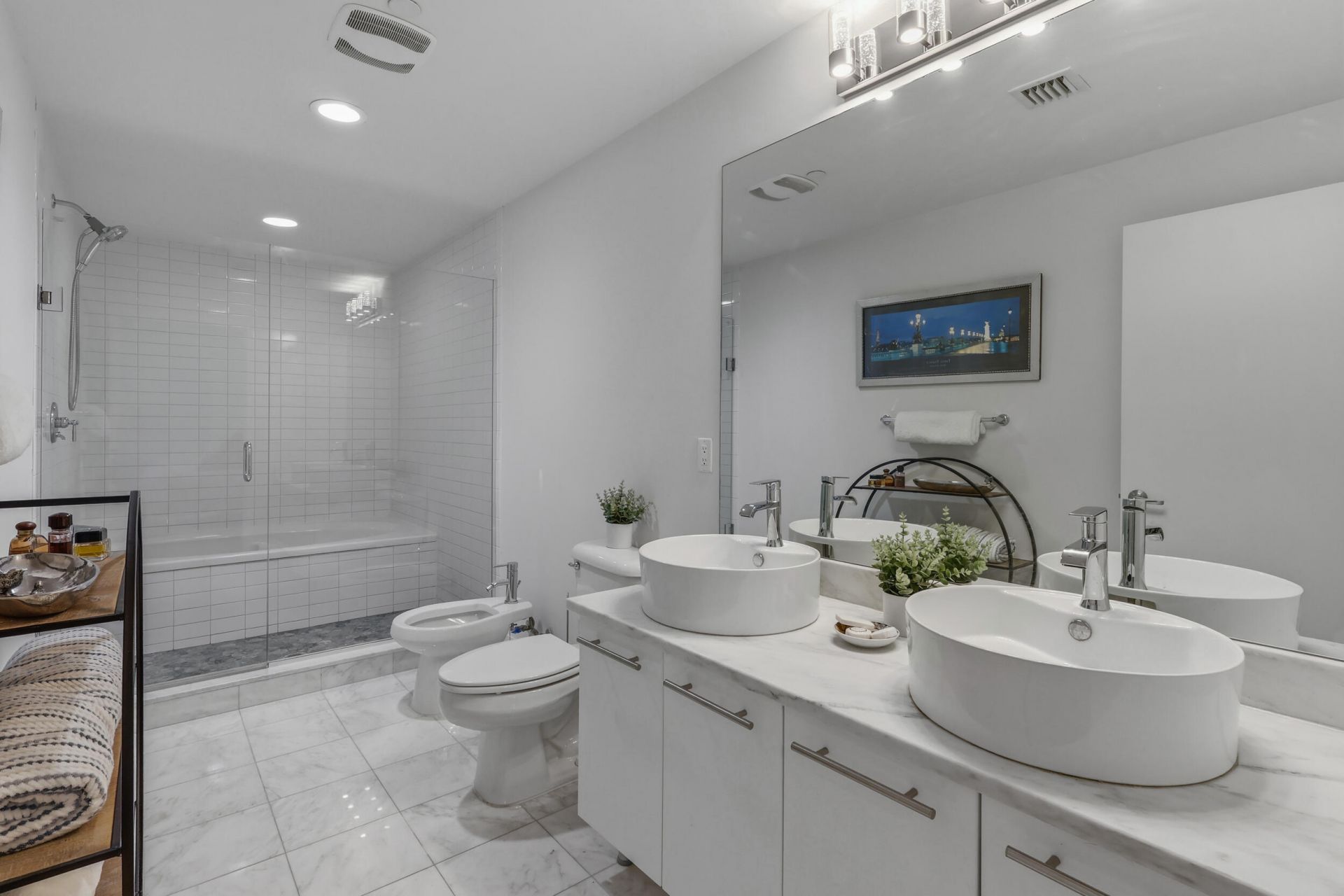 888 Biscayne Boulevard, Unit 3702, Miami, FL 33132 Photo