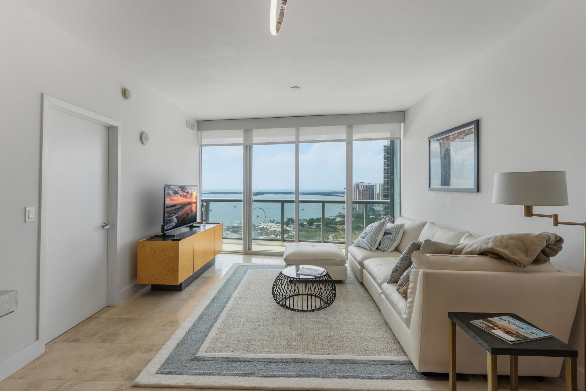 888 Biscayne Boulevard, Unit 3702, Miami, FL 33132 Photo