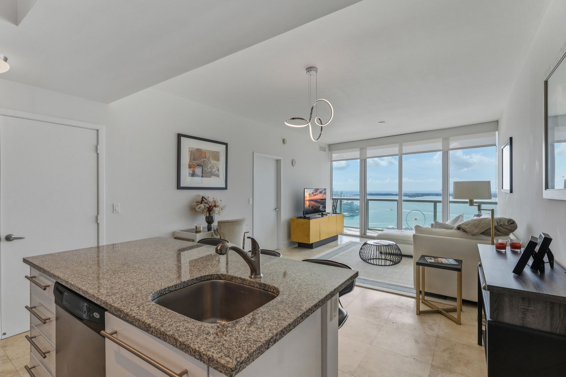 888 Biscayne Boulevard, Unit 3702, Miami, FL 33132 Photo