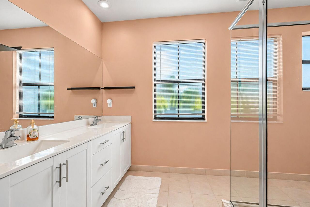 524 SW 19th Way, Fort Lauderdale, FL 33312 Photo