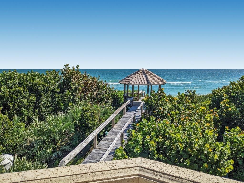 8327 Jimmy Buffett Mem Highway, Melbourne Beach, FL 32951 Photo
