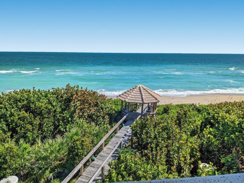8327 Jimmy Buffett Mem Highway, Melbourne Beach, FL 32951 Photo
