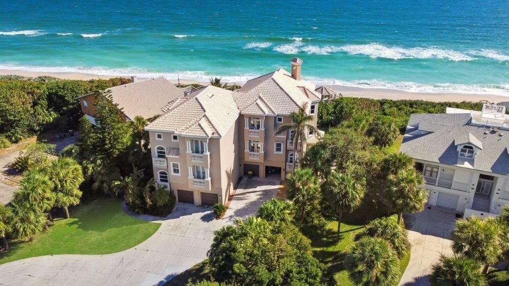 8327 Jimmy Buffett Mem Highway, Melbourne Beach, FL 32951 Photo