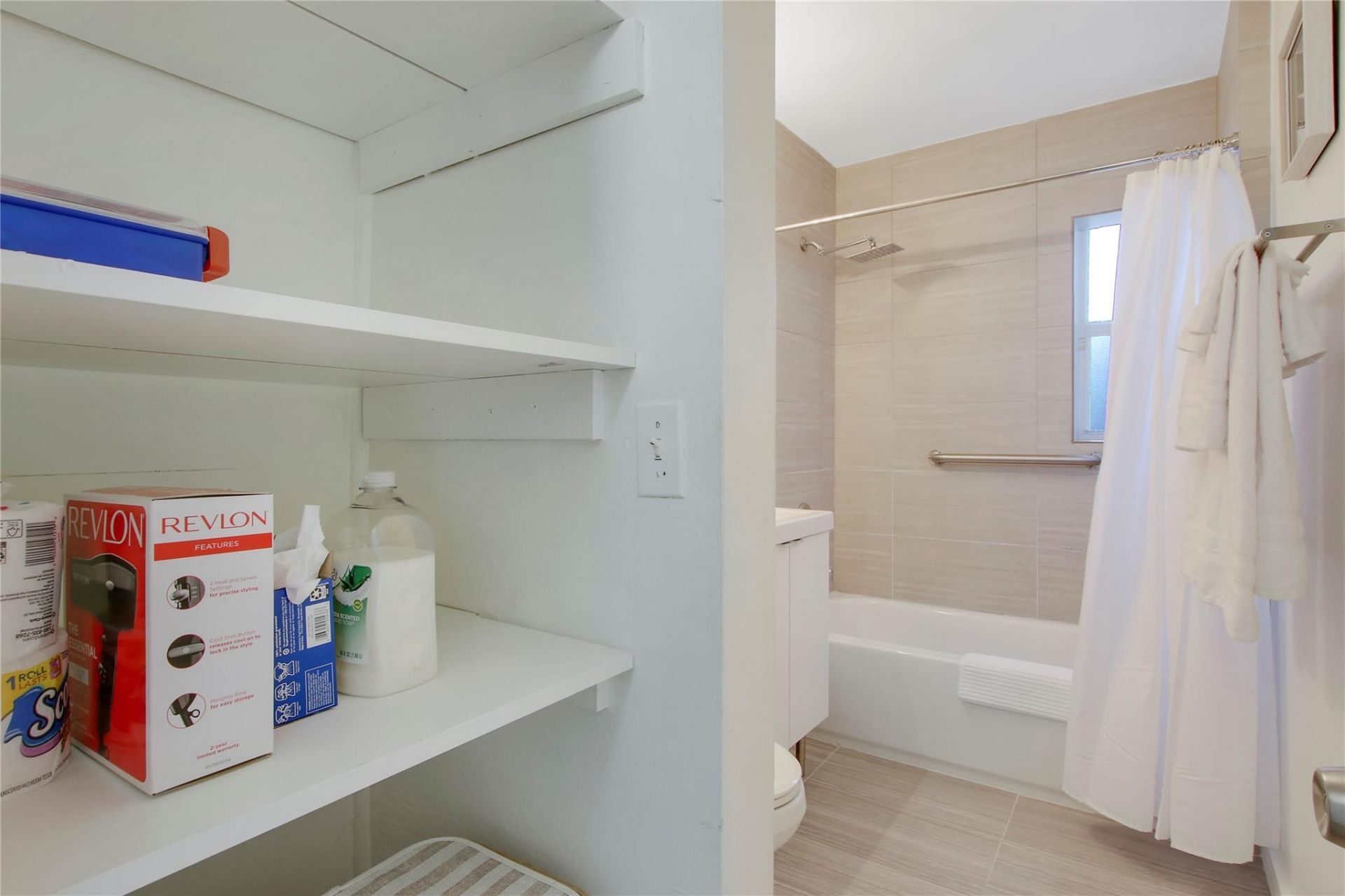 157 E 25th Street, Riviera Beach, FL 33404 Photo