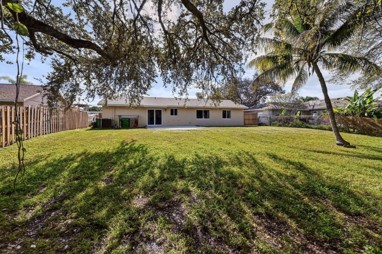 12541 SW 10th Court, Davie, FL 33325 Photo