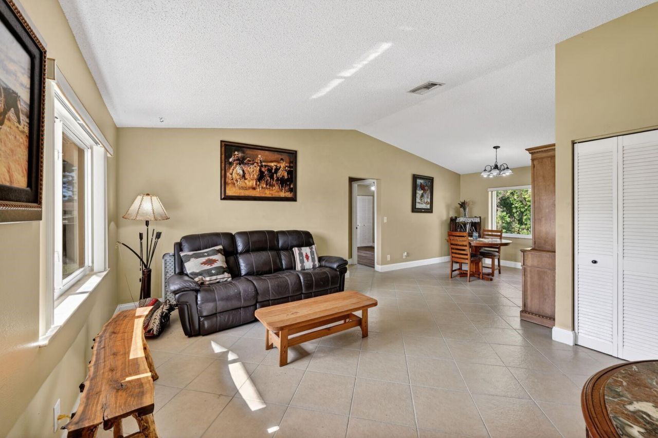 12541 SW 10th Court, Davie, FL 33325 Photo