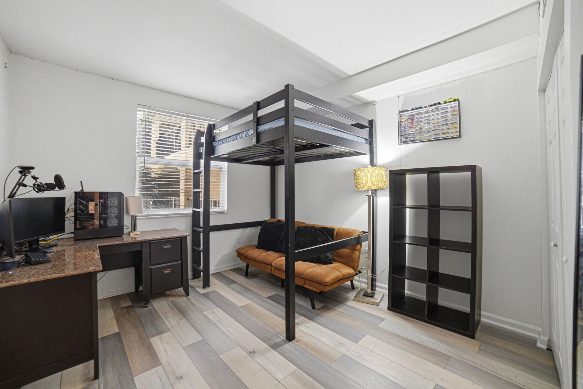 17100 N Bay Road, Unit 1214, Sunny Isles Beach, FL 33160 Photo