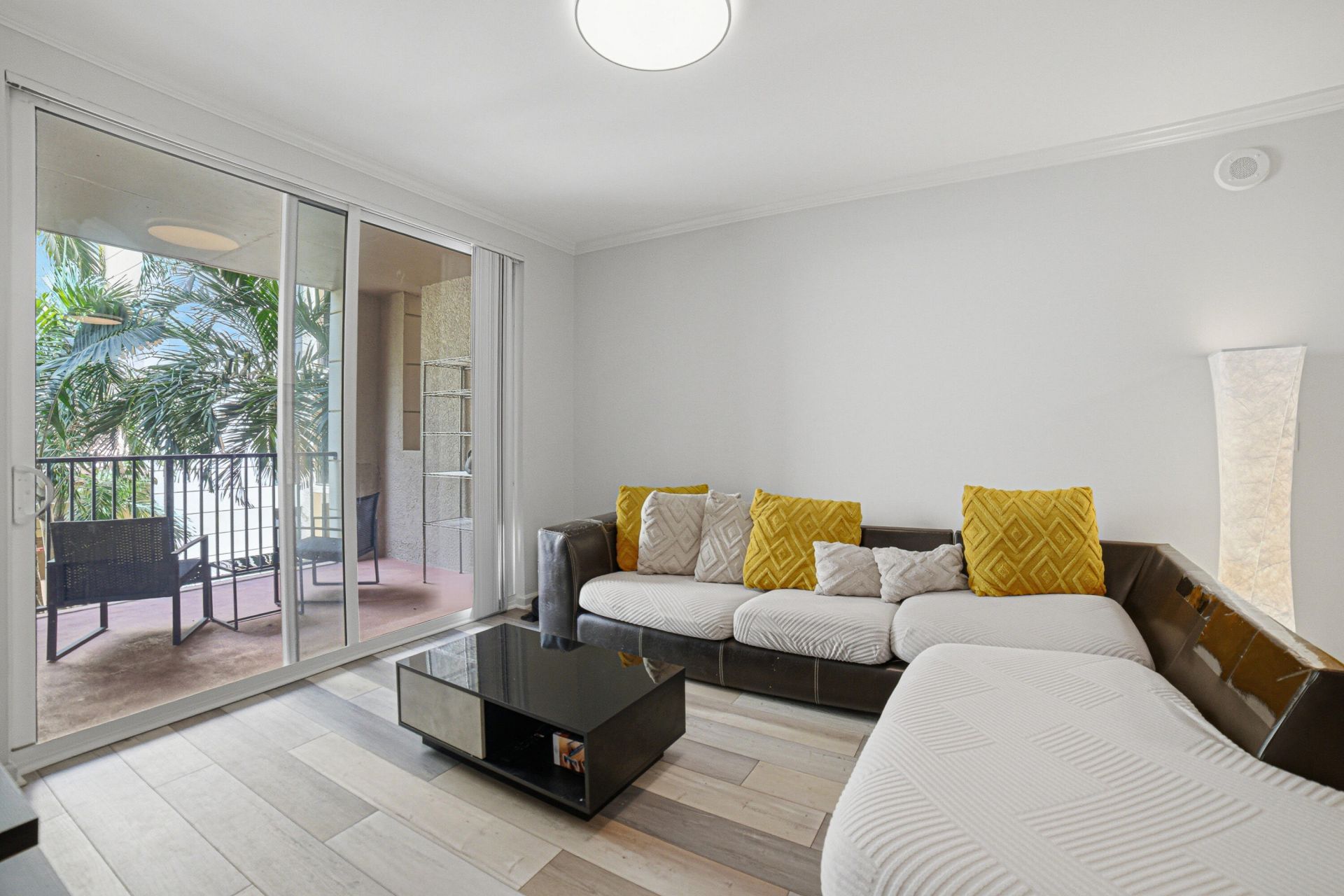 17100 N Bay Road, Unit 1214, Sunny Isles Beach, FL 33160 Photo