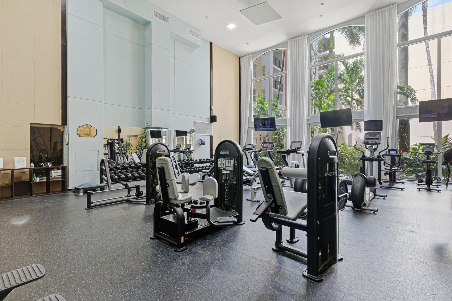 17100 N Bay Road, Unit 1214, Sunny Isles Beach, FL 33160 Photo