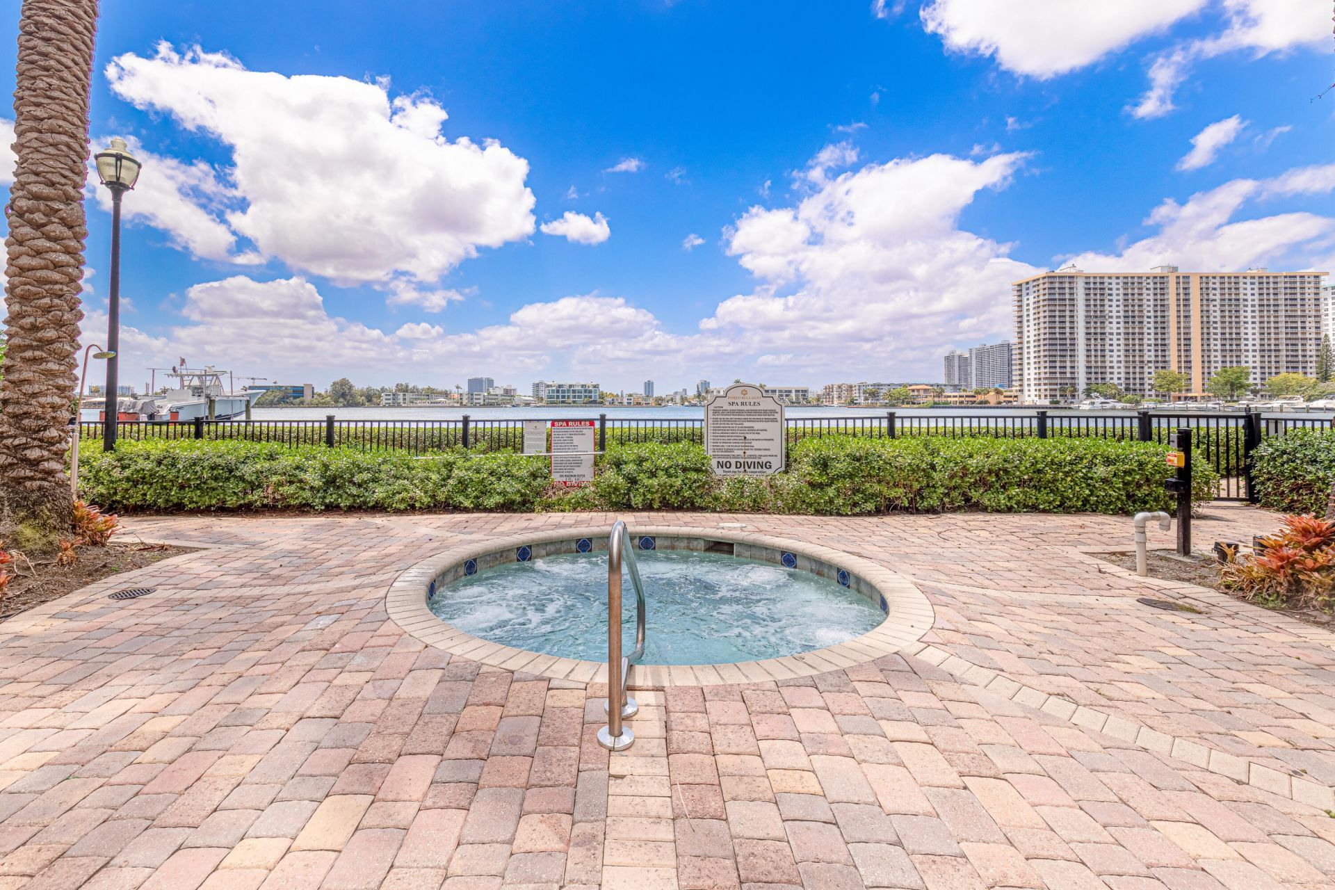 17100 N Bay Road, Unit 1214, Sunny Isles Beach, FL 33160 Photo