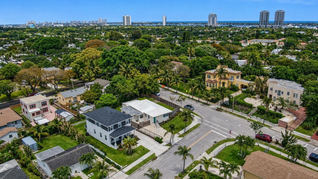 901 39th Street, West Palm Beach, FL 33407 Photo