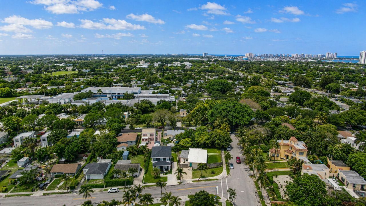 901 39th Street, West Palm Beach, FL 33407 Photo