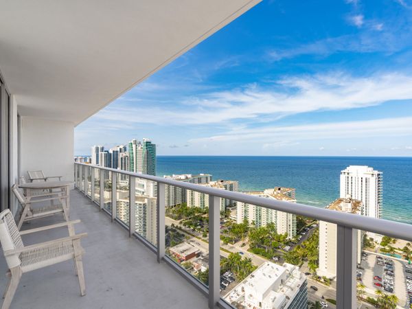 4010 S Ocean Drive, Unit R2905, Hollywood, FL 33019