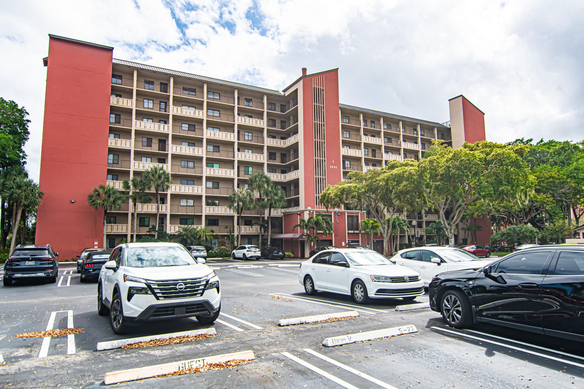 2202 S Cypress Bend Drive, Unit 706, Pompano Beach, FL 33069 Photo