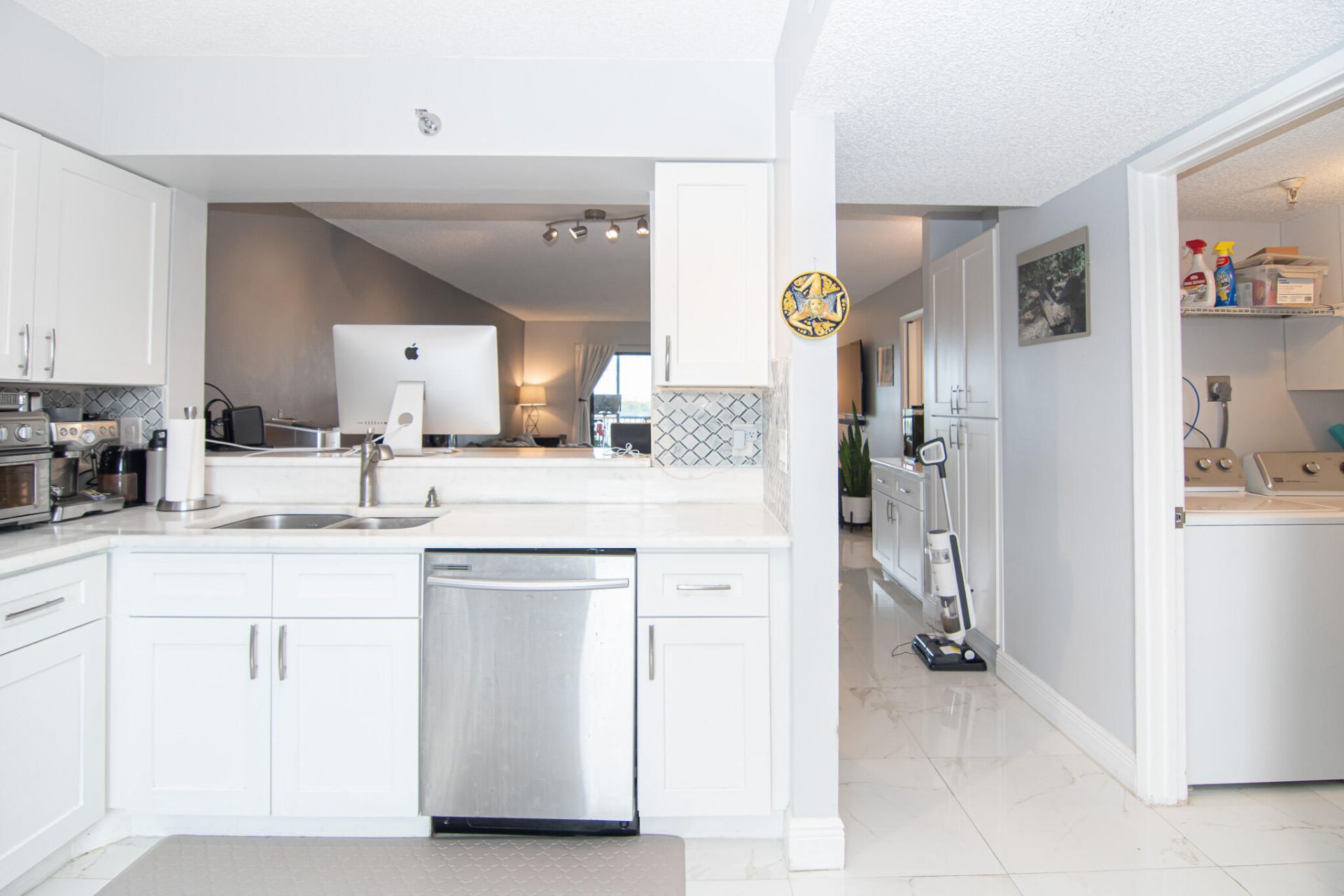 2202 S Cypress Bend Drive, Unit 706, Pompano Beach, FL 33069 Photo
