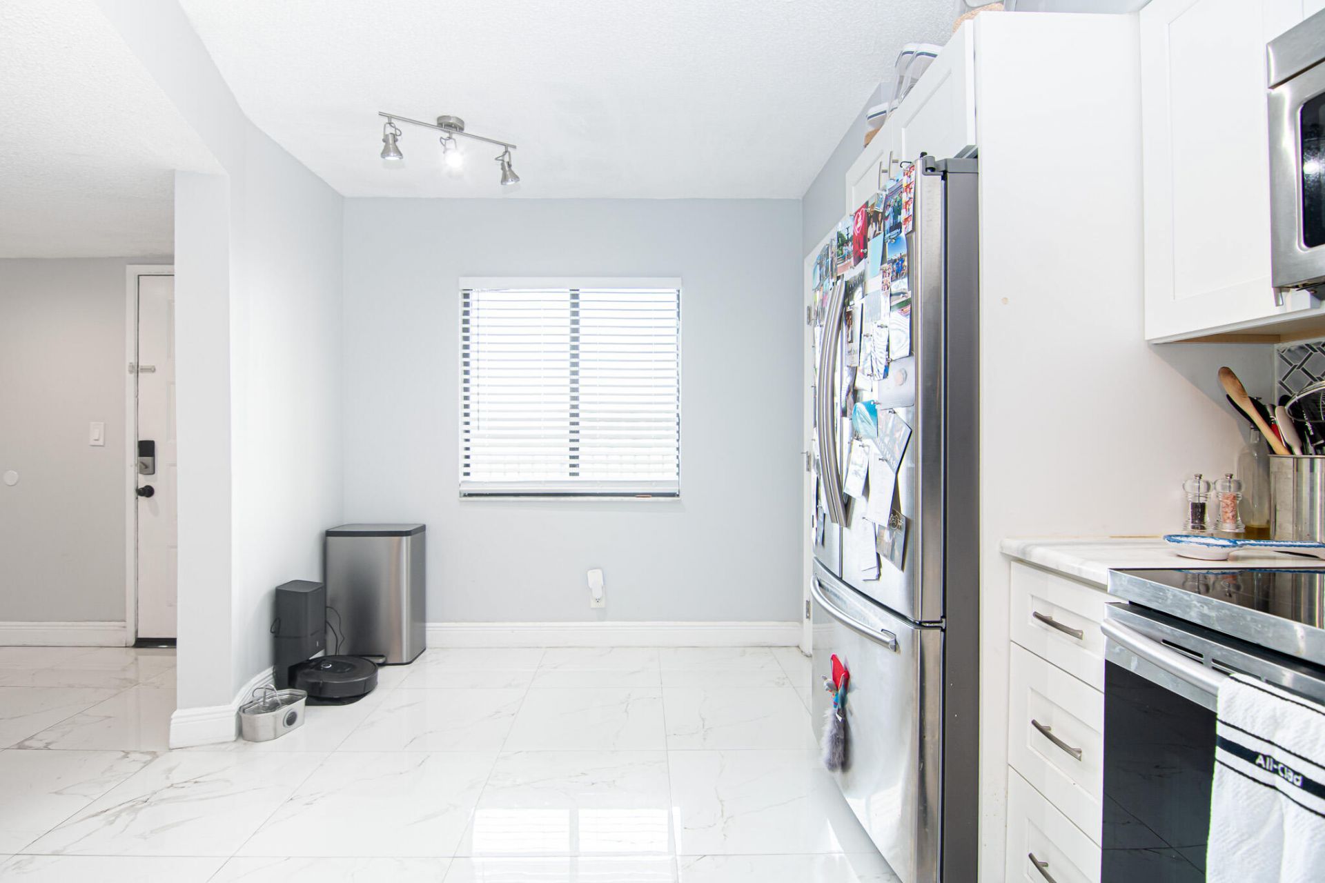 2202 S Cypress Bend Drive, Unit 706, Pompano Beach, FL 33069 Photo