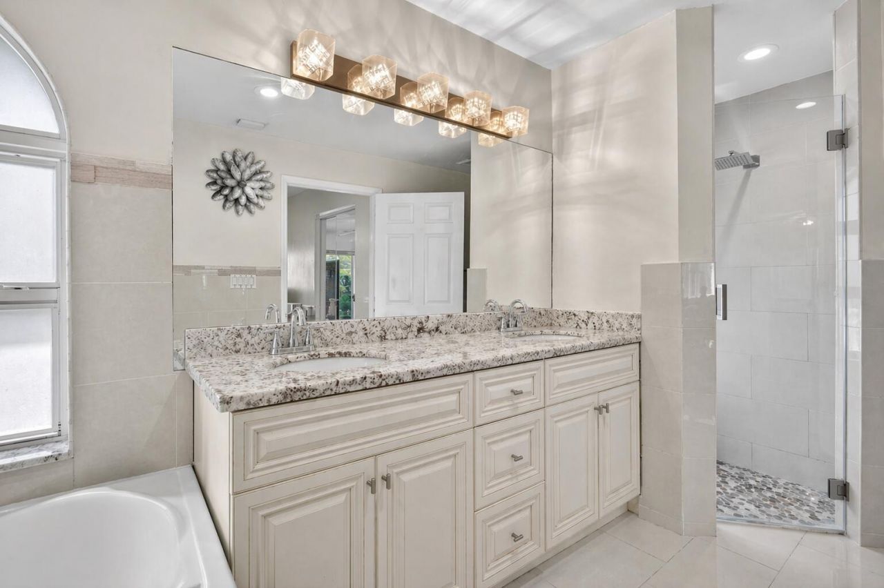 5670 NW 38th Terrace, Coconut Creek, FL 33073 Photo