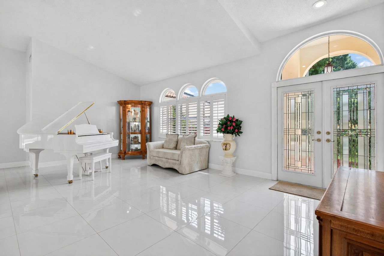 5670 NW 38th Terrace, Coconut Creek, FL 33073 Photo