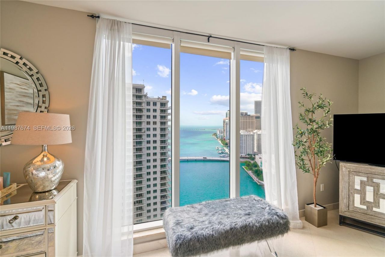 901 Brickell Key Blvd , Unit 2804, Miami, FL 33131 Photo