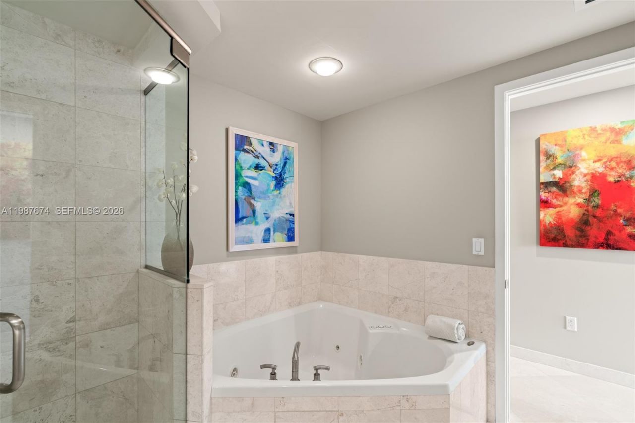 901 Brickell Key Blvd , Unit 2804, Miami, FL 33131 Photo