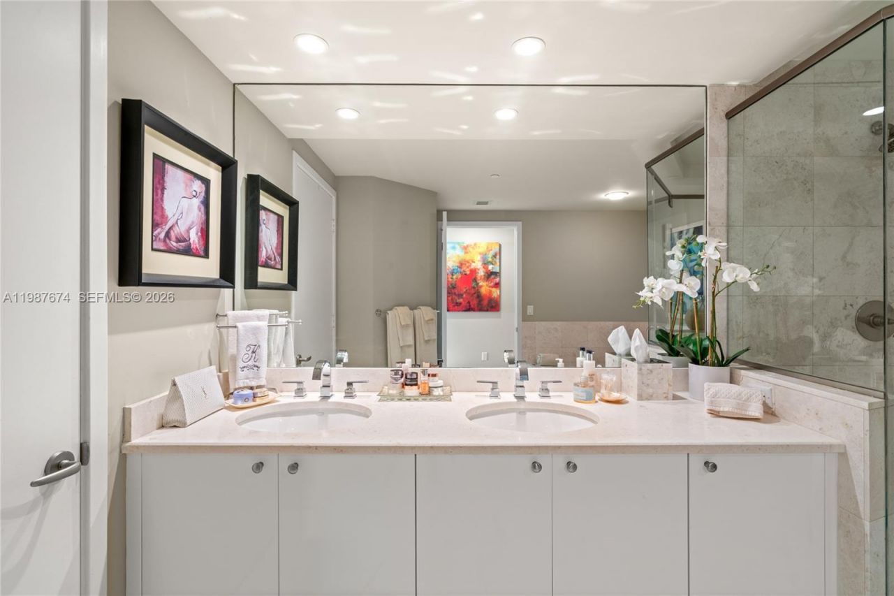 901 Brickell Key Blvd , Unit 2804, Miami, FL 33131 Photo