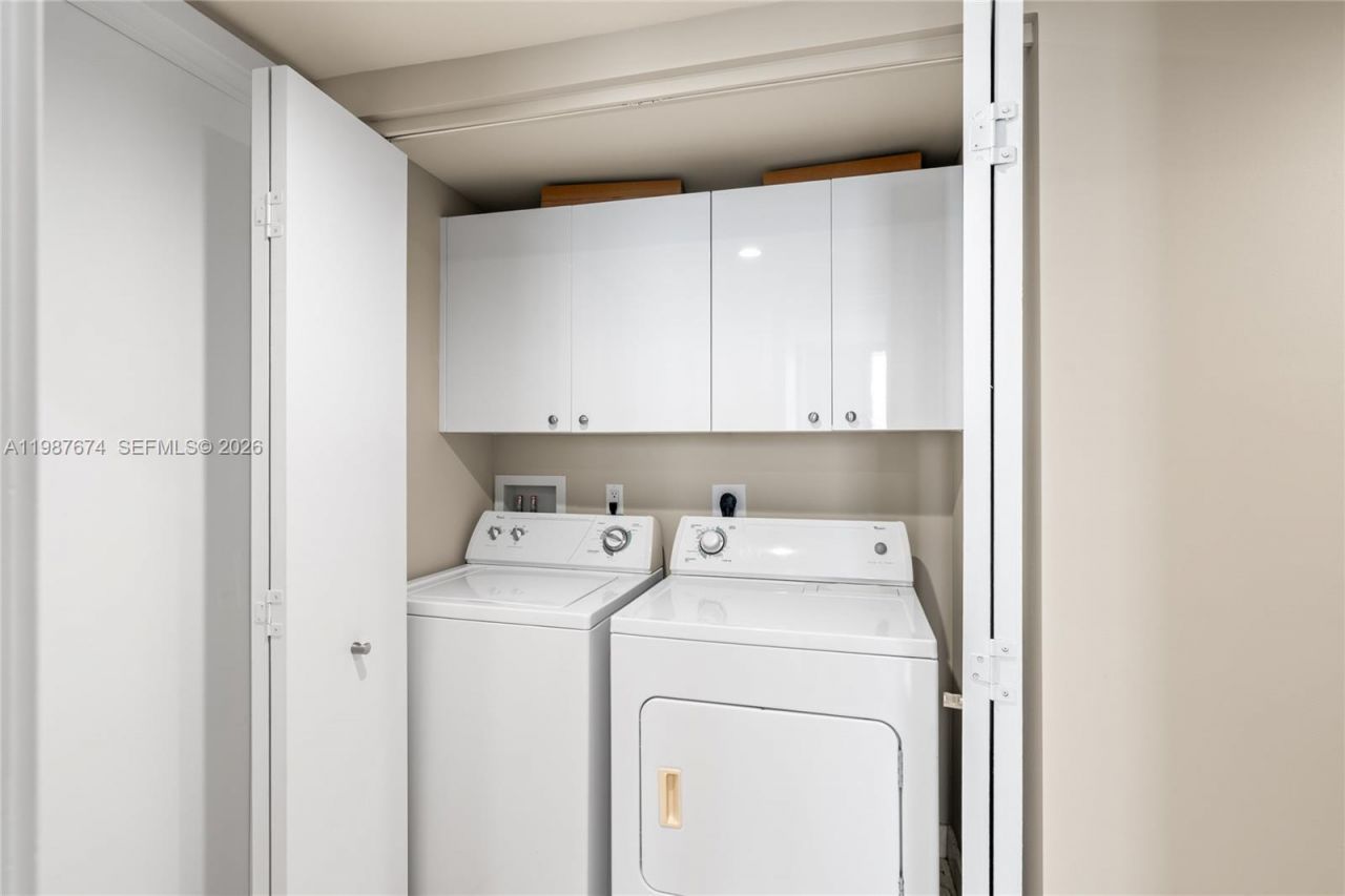 901 Brickell Key Blvd , Unit 2804, Miami, FL 33131 Photo