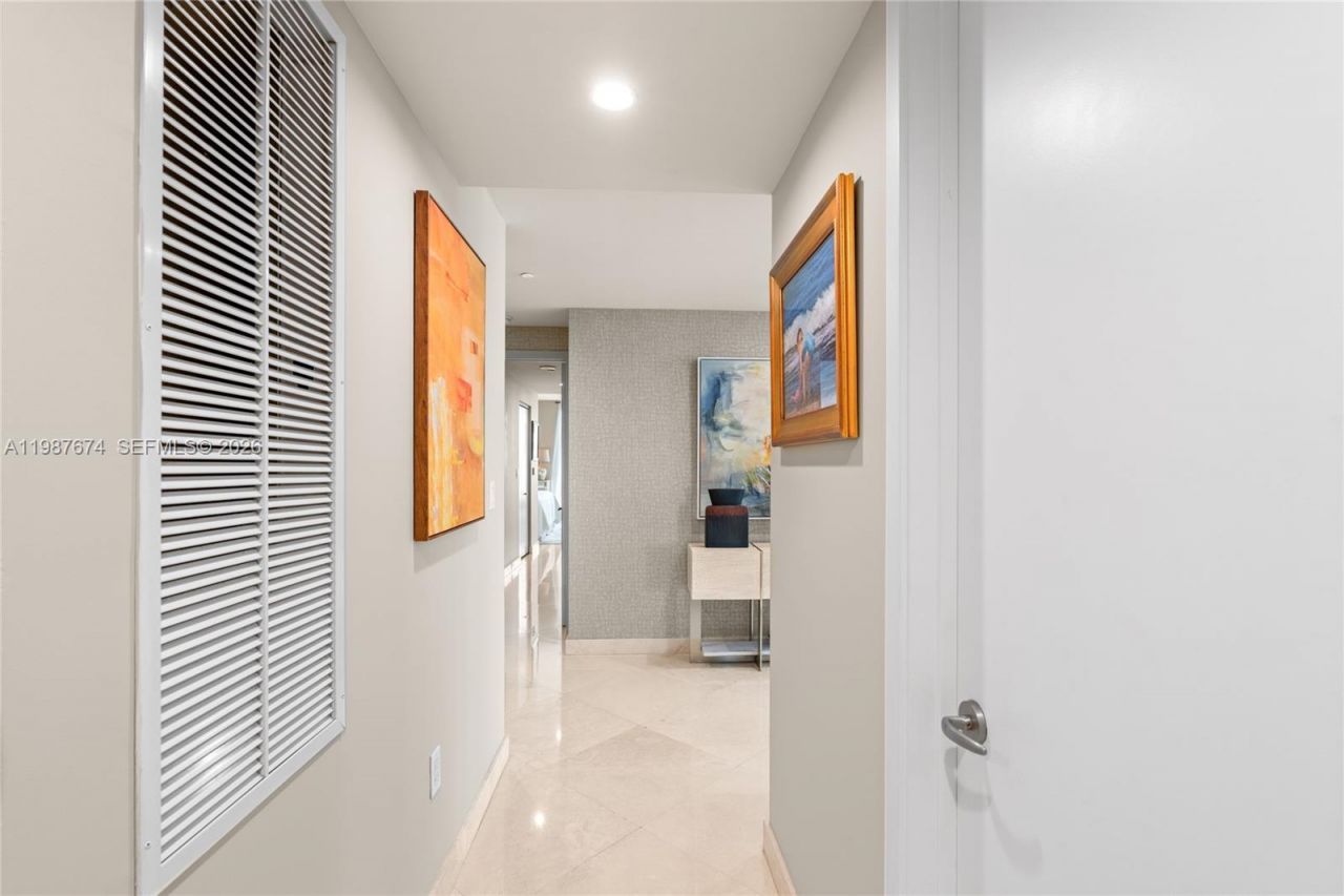 901 Brickell Key Blvd , Unit 2804, Miami, FL 33131 Photo