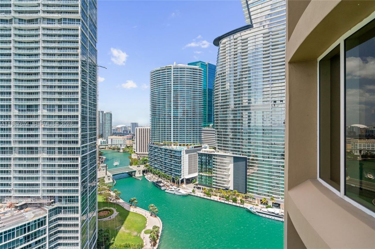 901 Brickell Key Blvd , Unit 2804, Miami, FL 33131 Photo