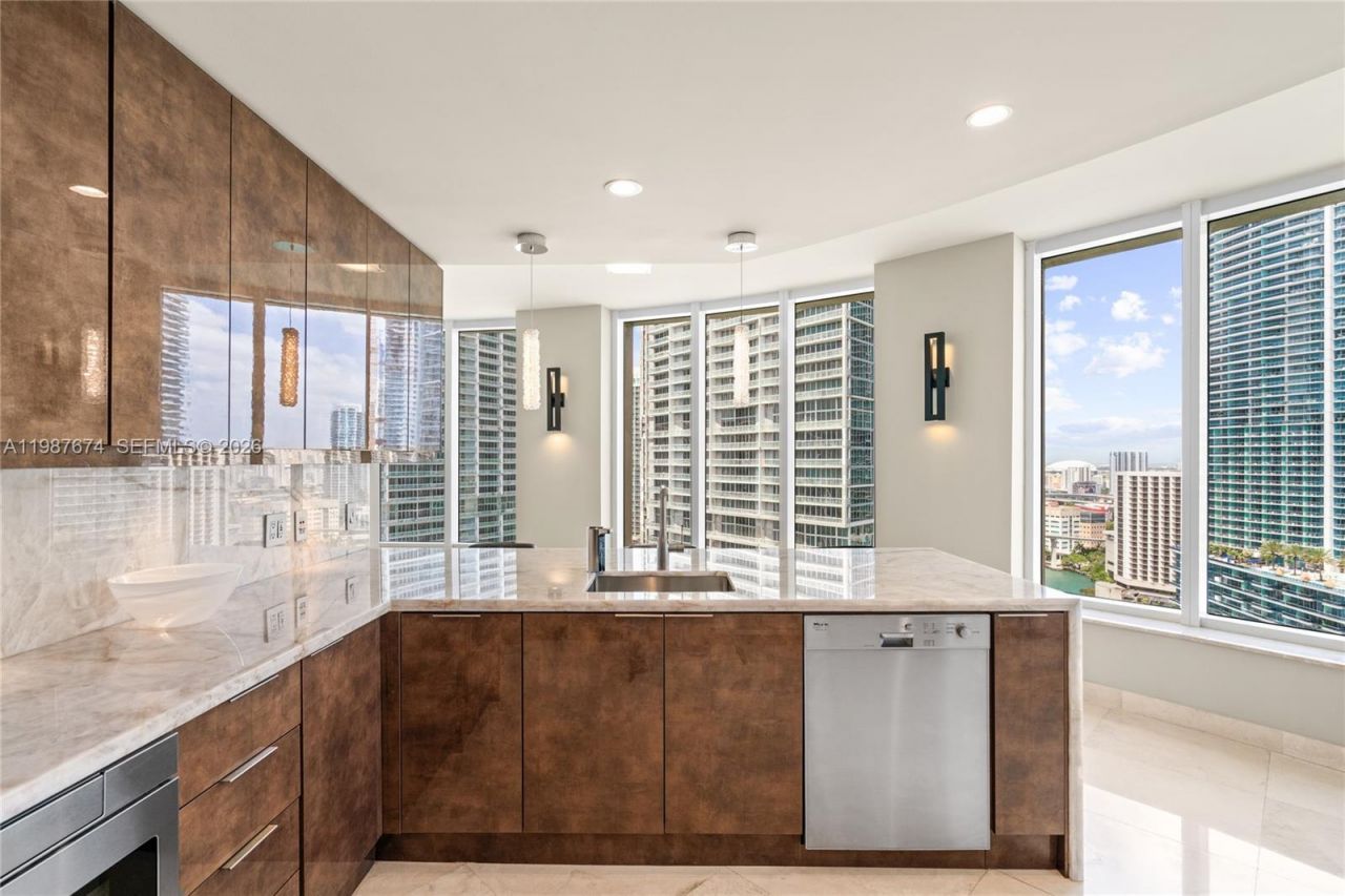 901 Brickell Key Blvd , Unit 2804, Miami, FL 33131 Photo
