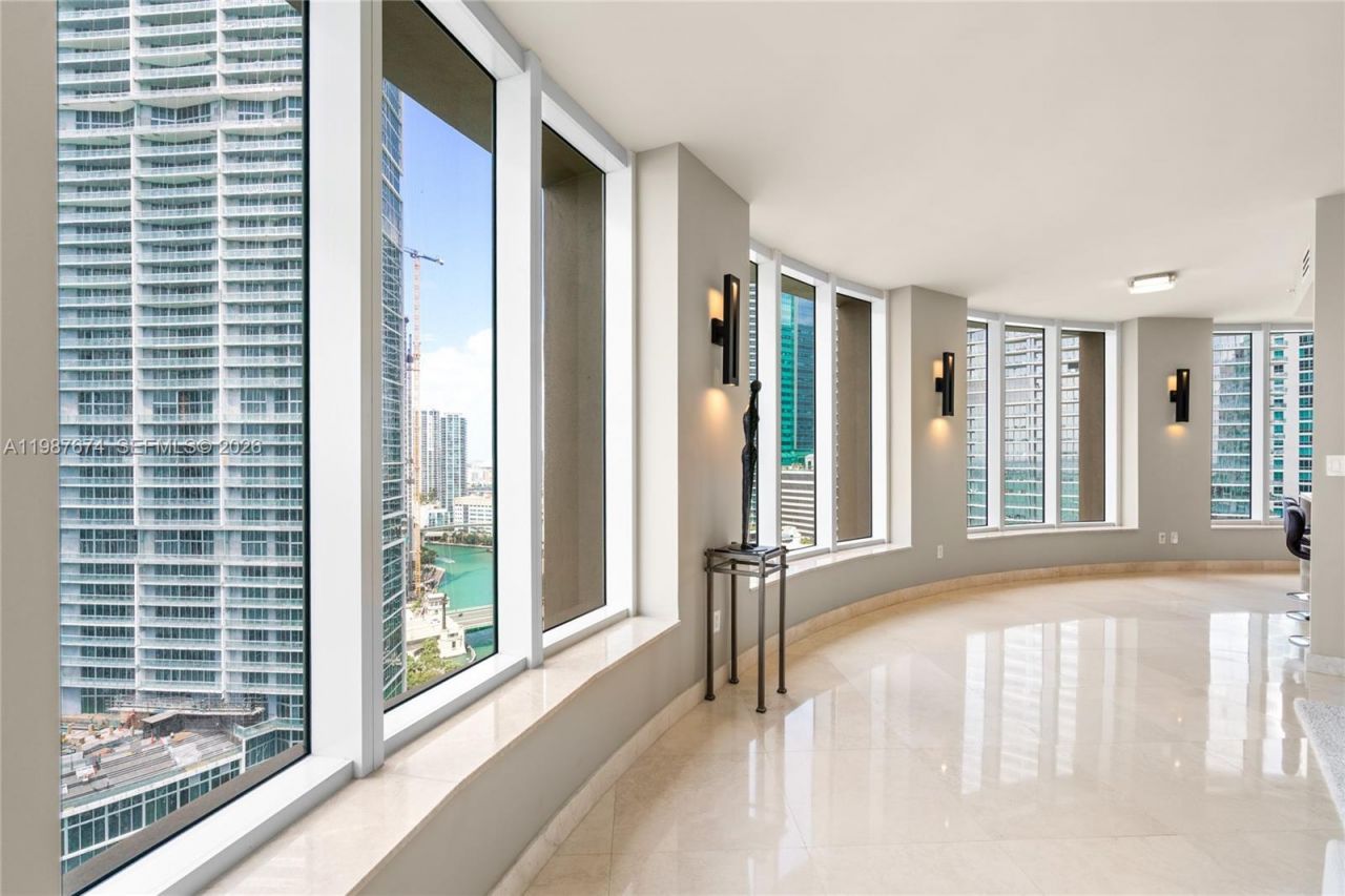 901 Brickell Key Blvd , Unit 2804, Miami, FL 33131 Photo