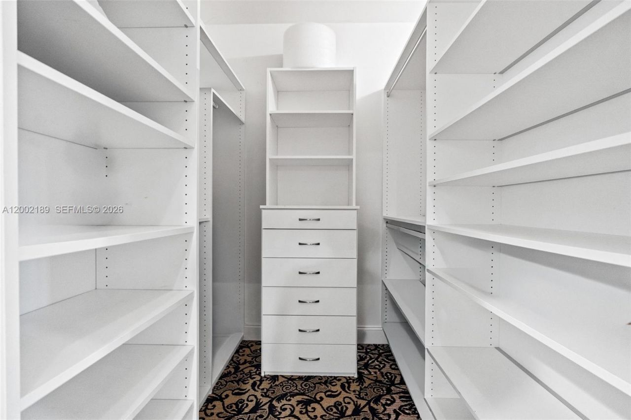 21050 Point Pl , Unit 403, Aventura, FL 33180 Photo
