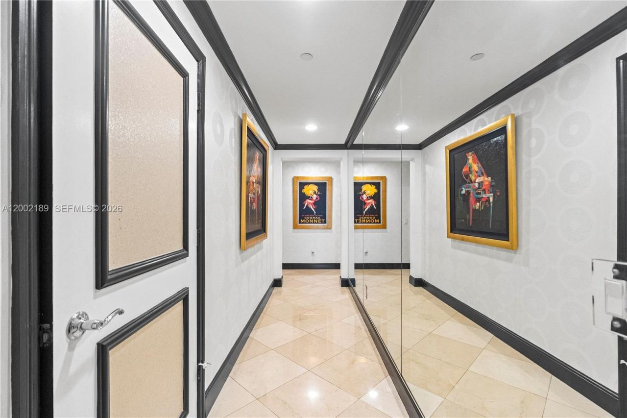 21050 Point Pl, Unit 403, Aventura, FL 33180 Photo