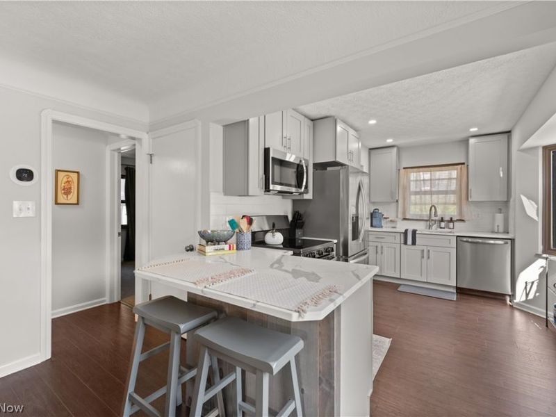 6430 Olde York Road, Parma Heights, OH 44130 Photo 14