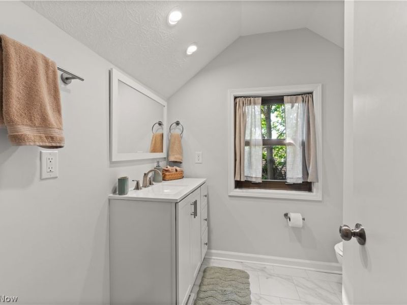 6430 Olde York Road, Parma Heights, OH 44130 Photo 32