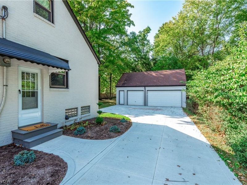 6430 Olde York Road, Parma Heights, OH 44130 Photo 36