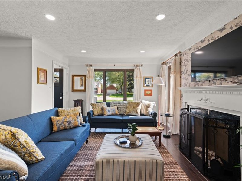 6430 Olde York Road, Parma Heights, OH 44130 Photo 5