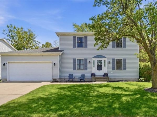 1313 Courtland Avenue , Normal, IL 61761