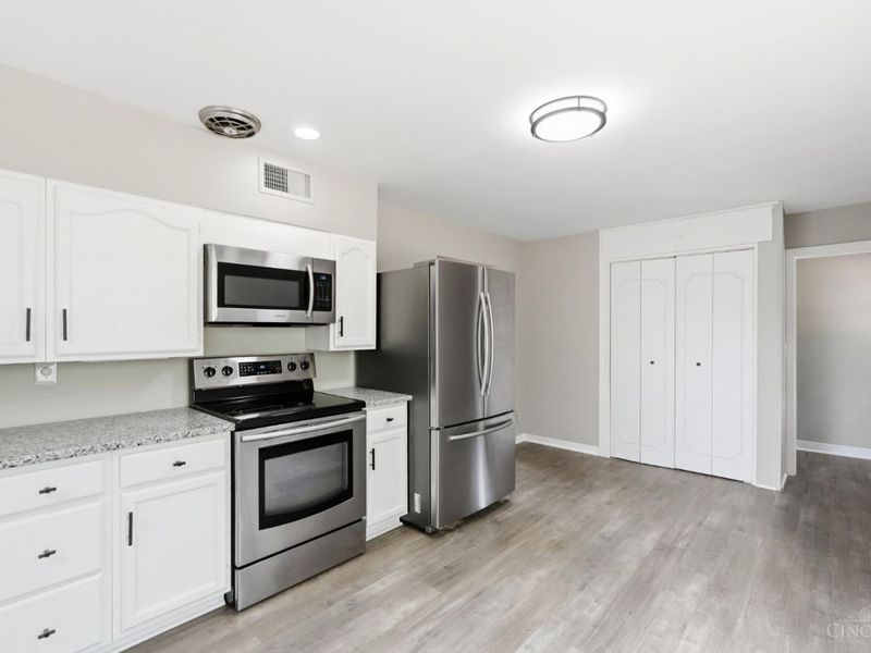 3510 Crestnoll Lane, Green Township, OH 45211 Photo 10