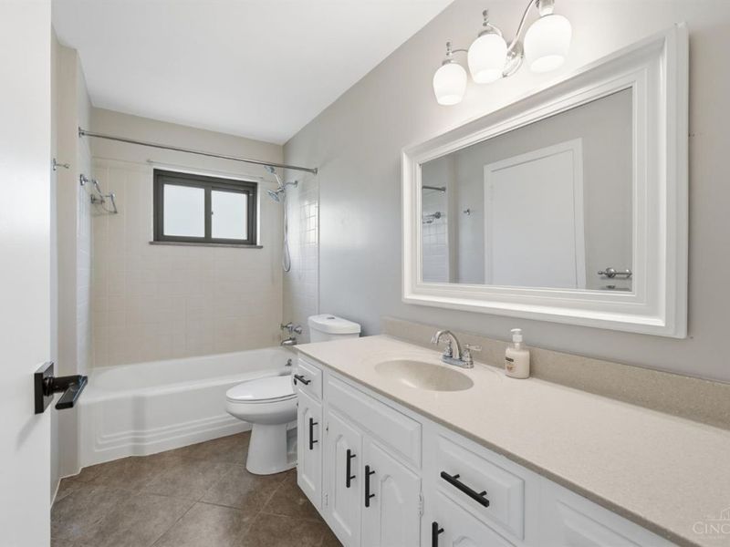 3510 Crestnoll Lane, Green Township, OH 45211 Photo 22