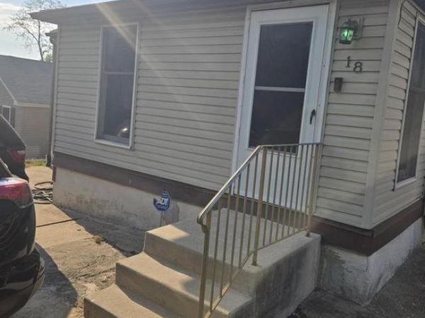 18 NEWPORT AVENUE, NEW CASTLE, DE 19720