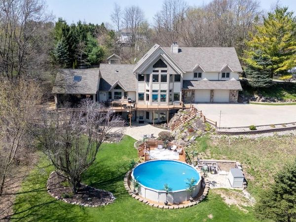 7430 Aurora ROAD, West Bend, WI 53090