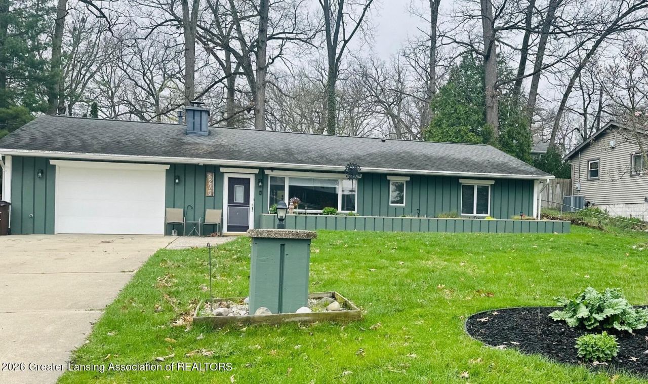 6275 Lake Drive, Haslett, MI 48840 Main Photo