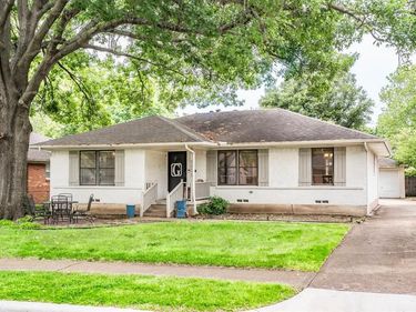 9203 Livenshire Drive, Dallas, TX 75238
