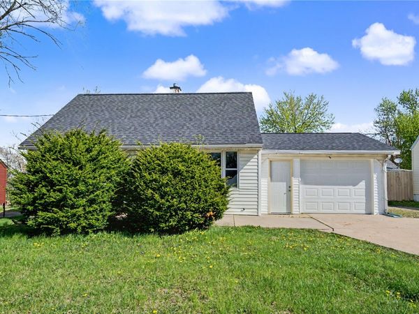 360 Wilson Avenue SW, Cedar Rapids, IA 52404