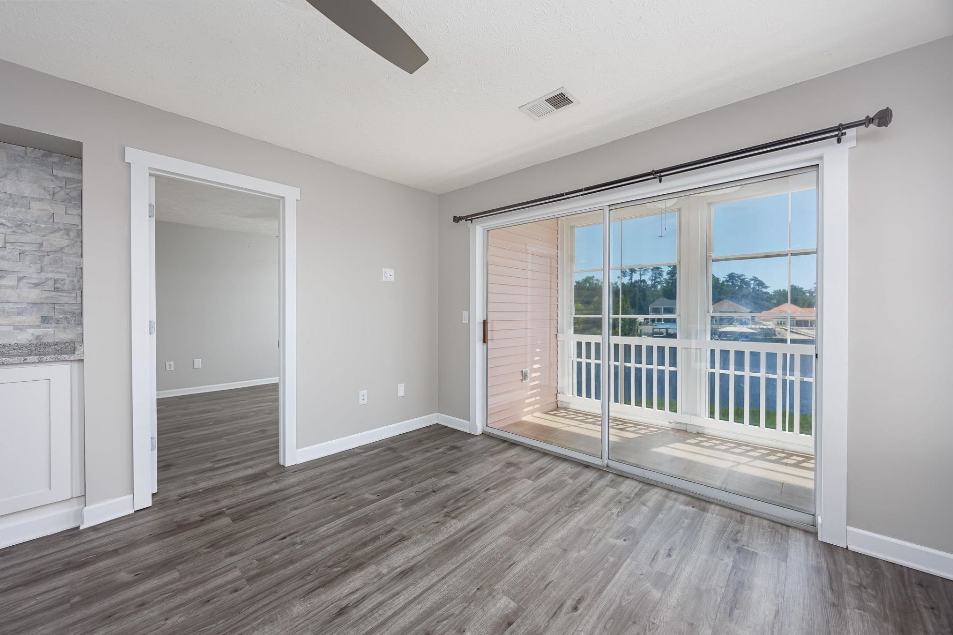 618 Waterway Village Blvd. Photo 8