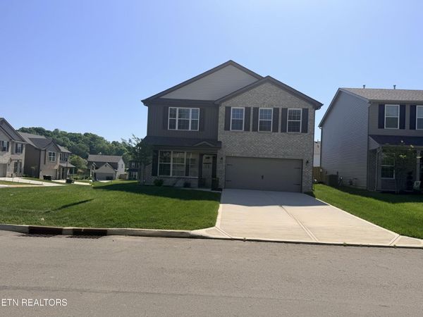 3536 Emory Green St, Knoxville, TN 37931