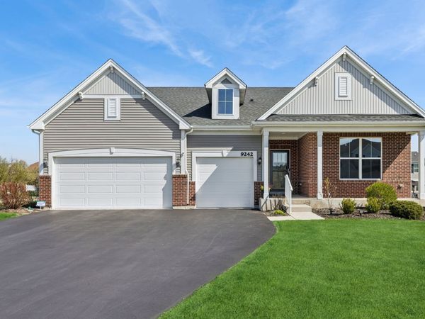 9242 Enstrom Court, Huntley, IL 60142