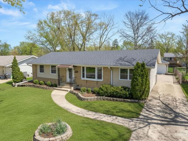 607 Grace Lane , Schaumburg, IL 60193